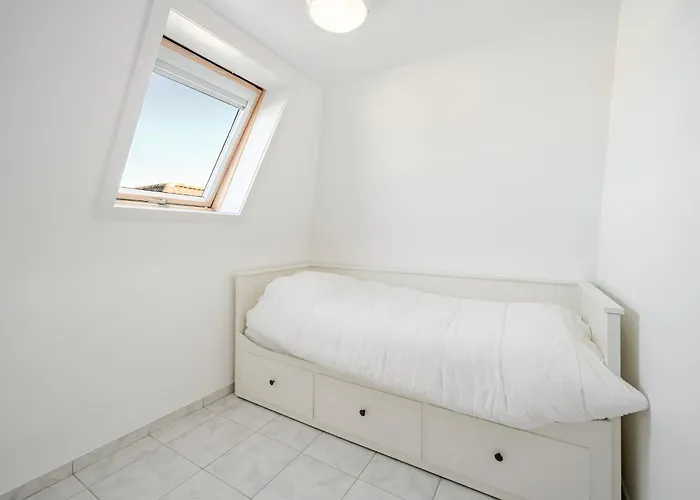 Delvaux 4 3 Met 2 Parkings Ferienhaus *